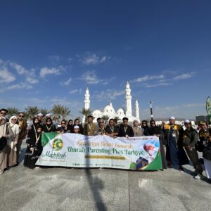 10 Destinasi Wisata di Madinah yang Wajib Dikunjungi