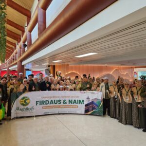 6 Tips Suami Istri Mesra Meski Sama-Sama Bekerja