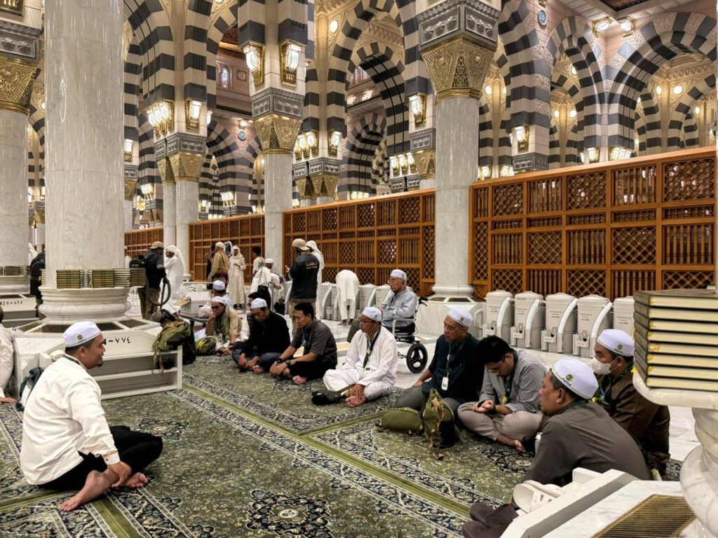 travel umrah sesuai sunnah