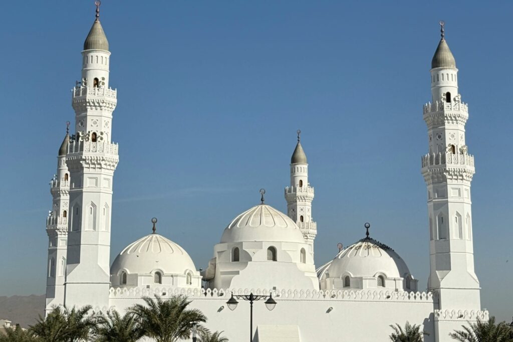 perpindahan arah kiblat